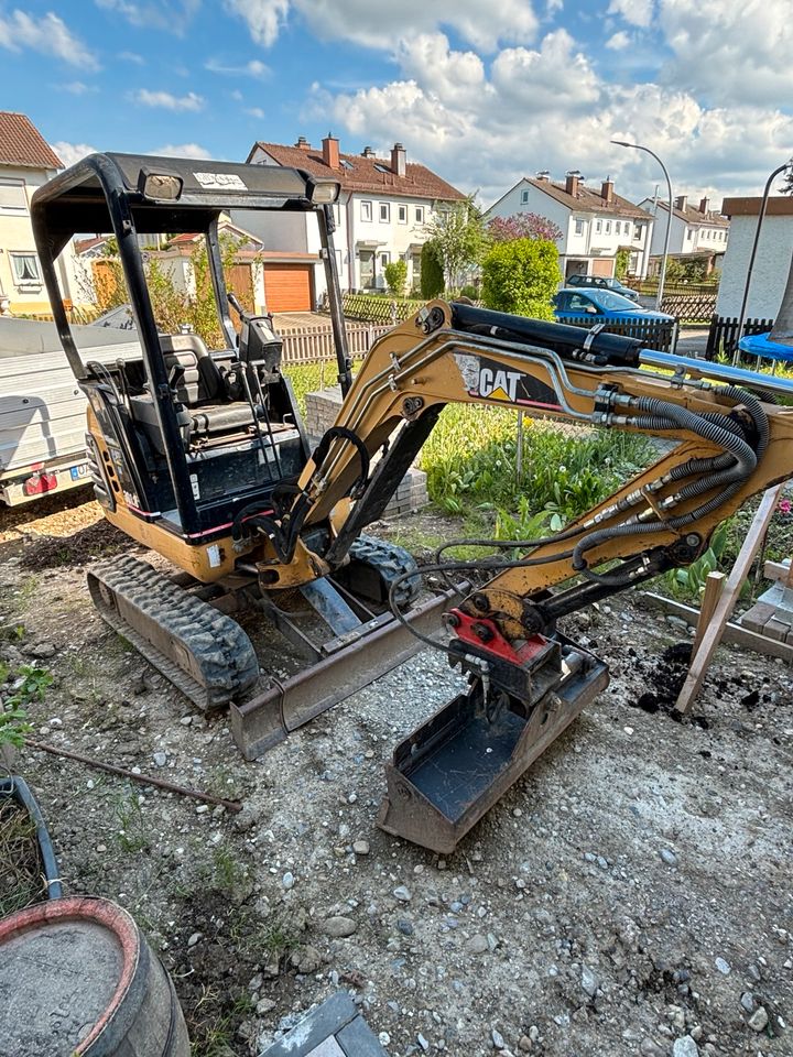 Bagger CAT 301.8 mit Schaufelpaket und Schnellwechsel in Unterthingau