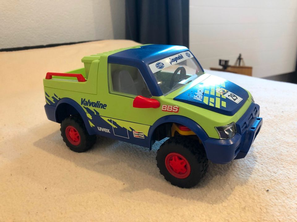 Playmobil Geländewagen in Mengen