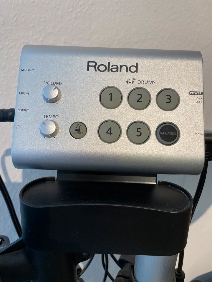 Roland HD 1 V Drum in Marbach am Neckar