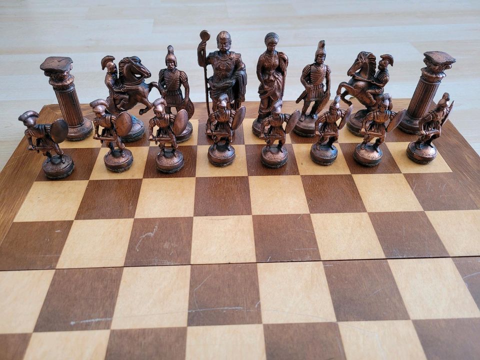 Schachbrett Holzschachbrett Schachspiel Römerschach Zinnfiguren in Erfurt