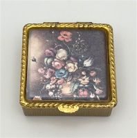 Vintage Pillendose Schmuckbox Blumen Gold Schatulle Floral RAR Schwerin - Altstadt Vorschau