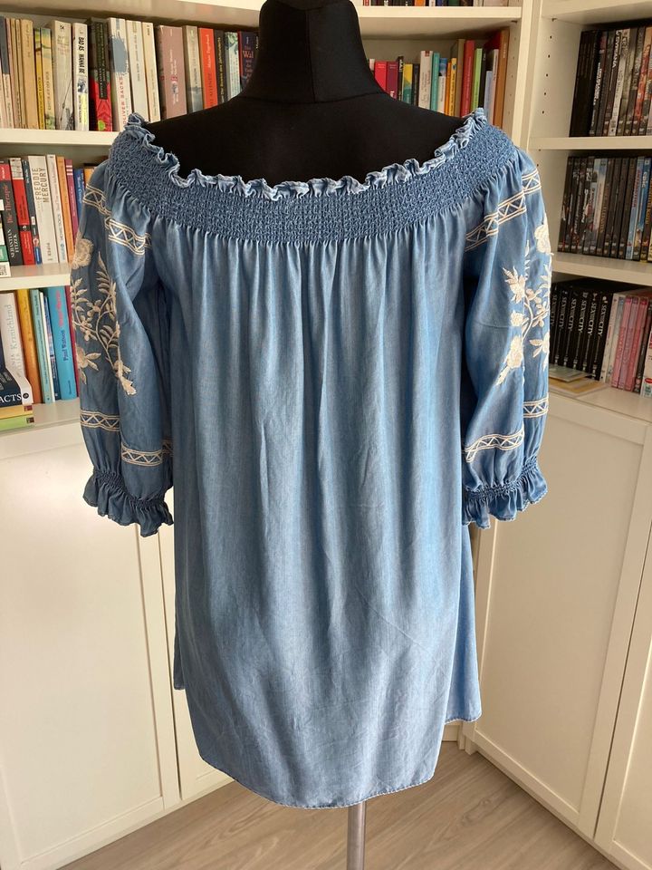 Tunika Zara Off shoulder Stickereien in Potsdam