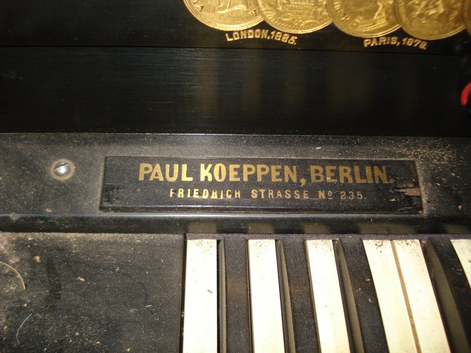 Mason & Hamlin Harmonium antik in Friedrich-Wilhelm-Lübke-Koog