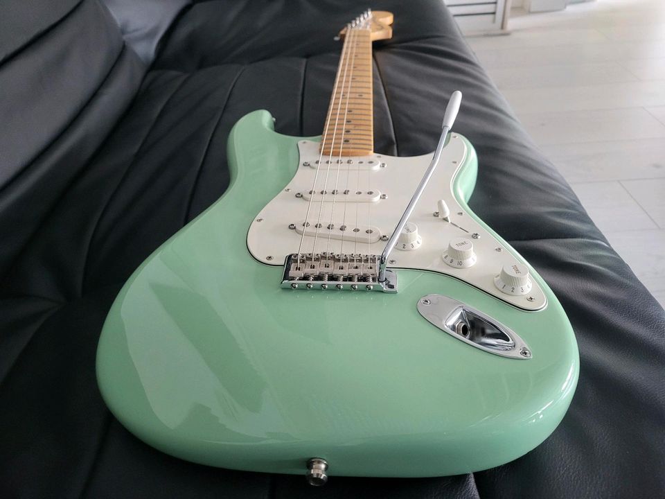 Fender American Special Stratocaster USA surf green in Alpirsbach