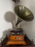 Grammophon mit Grammophonplatten Nordrhein-Westfalen - Frechen Vorschau