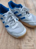 Kinder Hallen Sportschuhe Adidas 38 2/3 Rheinland-Pfalz - Neuwied Vorschau