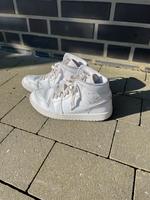 Nike Air Jordan 1Frauen 42.5 Niedersachsen - Georgsmarienhütte Vorschau