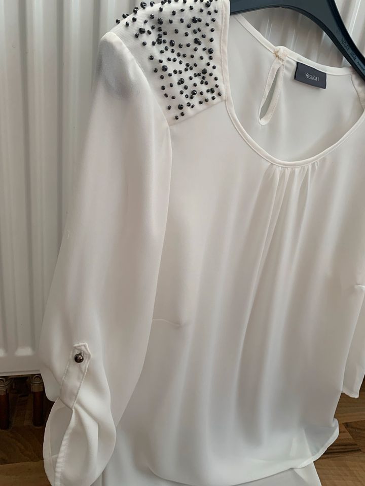 Bluse von C&A in Reppenstedt