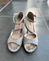 Sandalen Pumps grau Nordrhein-Westfalen - Senden Vorschau