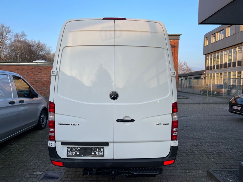 Mercedes-Benz Sprinter 316 CDI*AHK 3.5T*1.Hand*L2H2*Standheiz* in Wilhelmshaven