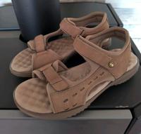 Trekking Sandalen Outdoor von Panama Jack Gr.37 in taupe braun Hessen - Immenhausen Vorschau