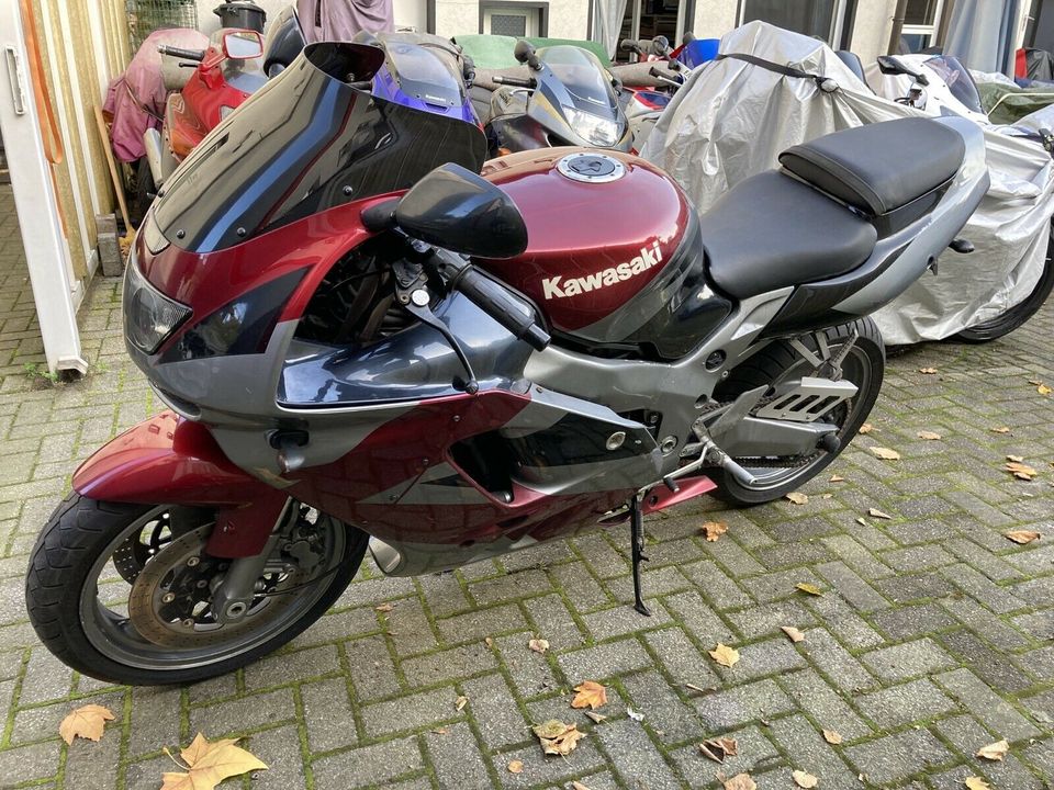 Kawasaki ZX9R Typ ZX 900 B aus 3-1995 wie abgebildet zu verkaufen in Bochum