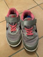 Sneakers Nike Kinderschuhe 29,5 Nordrhein-Westfalen - Kaarst Vorschau