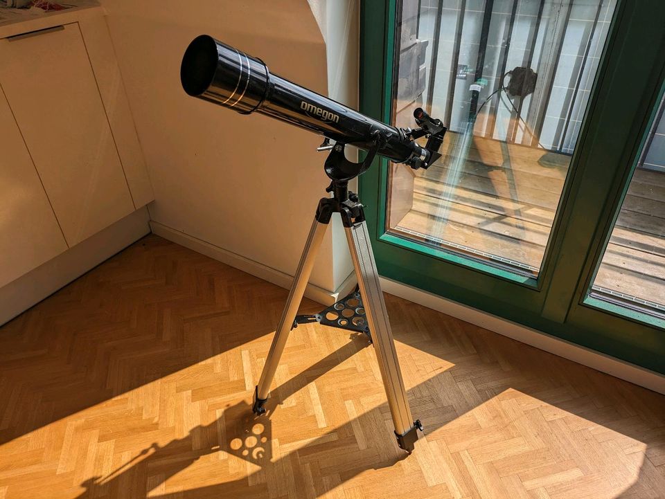 Omegon Basic 70 AZ teleskop in Hamburg