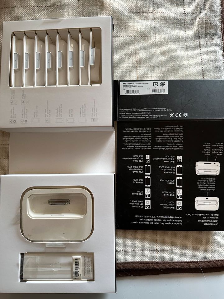 Apple Universal Dock 125G/B nur 1 Teil benutzt in Unzenberg