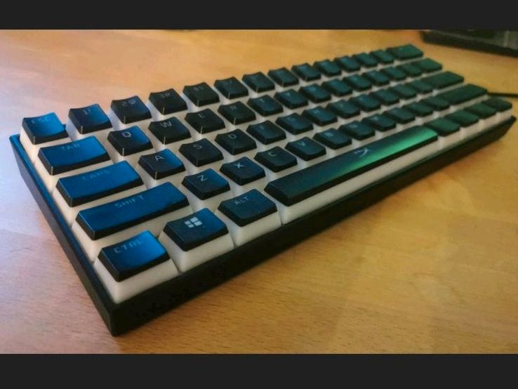 Anne Pro 2 60 % keyboard mechanische Tastatur Obinslab Bluetooth in Weyhausen