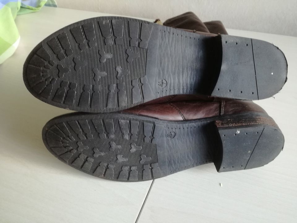 Lederstiefel*Hubik*braun*Gr. 41*flacher Absatz in Bad Zwischenahn