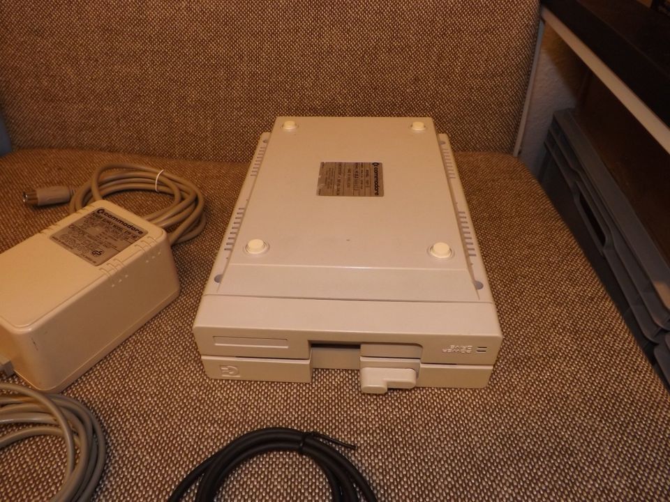 C64C mit Floppy, gereinigt, überholt, mit Neuteilen in Eckernförde