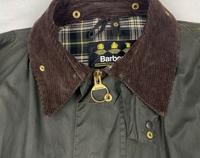 Barbour Border 90 er Gr. C42 Grün, mit  Kapuze München - Moosach Vorschau