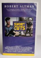 SHORT CUTS 180 Minuten Robert Altman VHS VIDEO Robert Downey Jr. Nordrhein-Westfalen - Soest Vorschau