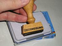 Stempel “ÜBERWEISUNG“ incl. Bürostempelkissen Hessen - Friedberg (Hessen) Vorschau