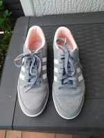 Adidas Sneaker Wildleder grau Größe 40 Hessen - Karben Vorschau