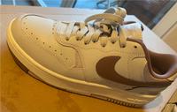 Nike Gamma Force Light Bone Smokey Mauve (Damen) Niedersachsen - Westoverledingen Vorschau