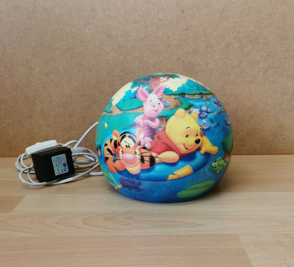 DISNEY Winnie Pooh Kinderzimmer Tischlampe Lampe Bettlampe in Frankfurt am Main