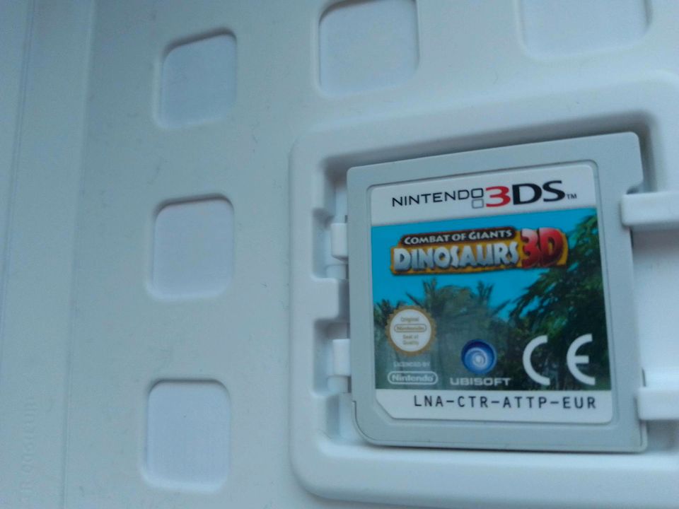 Videospiel Nintendo 3 DS ,,Kampf der Giganten " Dinosaurier in Leipzig