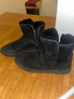 UGG Damen Stiefel Boots.  Abree Mini  - Gr. 40 München - Sendling Vorschau