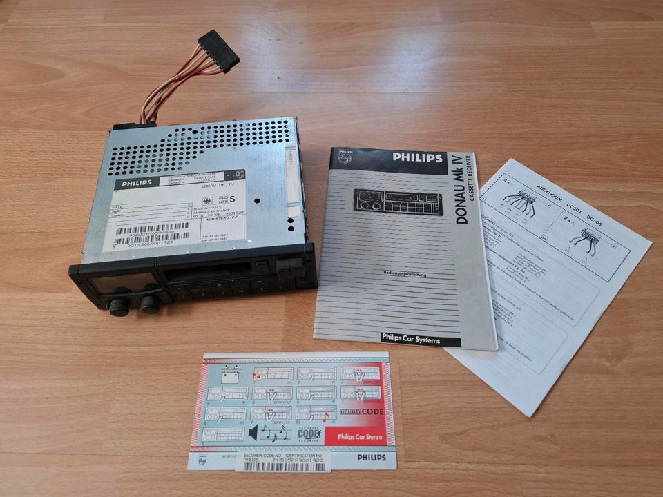Autoradio/Cassette  Philips Donau MK IV in Metzingen