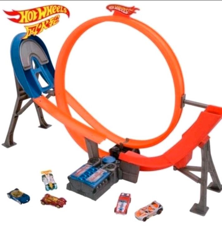 Hot Wheels Mega Garage mit Hai UND Super Looper Raceway in Prohn