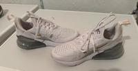 Nike Air Max 270 Damen - weiß Gr. 36,5 Bayern - Bad Endorf Vorschau