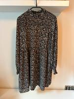 Blümchenkleid Niedersachsen - Wolfsburg Vorschau