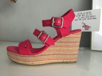 Wedges Tommy Hilfiger in tollem Pink Nordrhein-Westfalen - Greven Vorschau