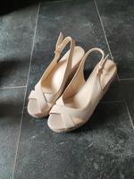 Schuhe, Keilabsatz Schuhe Nordrhein-Westfalen - Baesweiler Vorschau