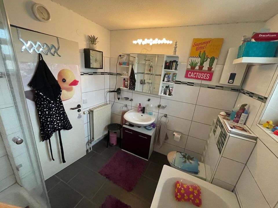 Mietwohnung Enger 75 m² 600 € Kalt modernes Bad + Balkon in Enger