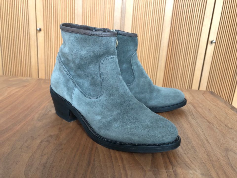 Neu Fiorentini Baker Damen Stiefel Stiefeletten Booties Gr38 in Oberhausen