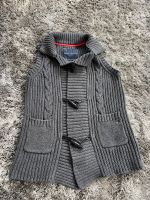 Tommy Hilfiger dicke Strickweste Weste Strickjacke grau gr S / P Hessen - Wehretal Vorschau