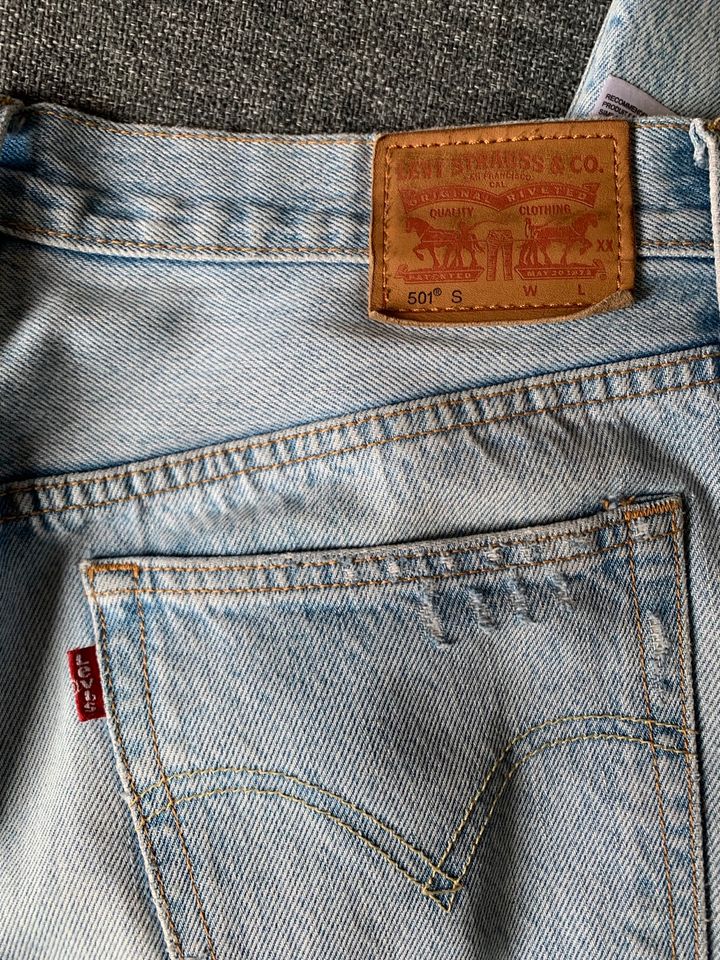 Levi's 501 S W29 L30 Jeans Damen in München