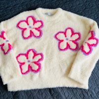 Pullover mit Blumen Bershka Größe M-L Neu! Nordrhein-Westfalen - Grevenbroich Vorschau