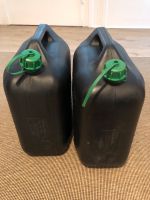 2 schwarze Reserve Kraftstoff Kanister (20 Liter) Thüringen - Sömmerda Vorschau