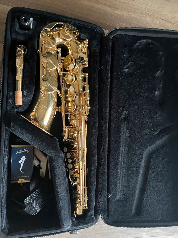 Yamaha Saxophon YAS 275 / Altsaxophon in Heek