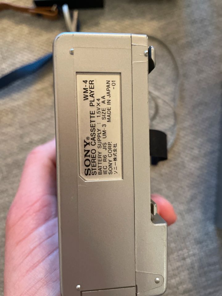 Sony Walkman wm-4 Boxen APM-090 cassette 1980 er in Erlangen