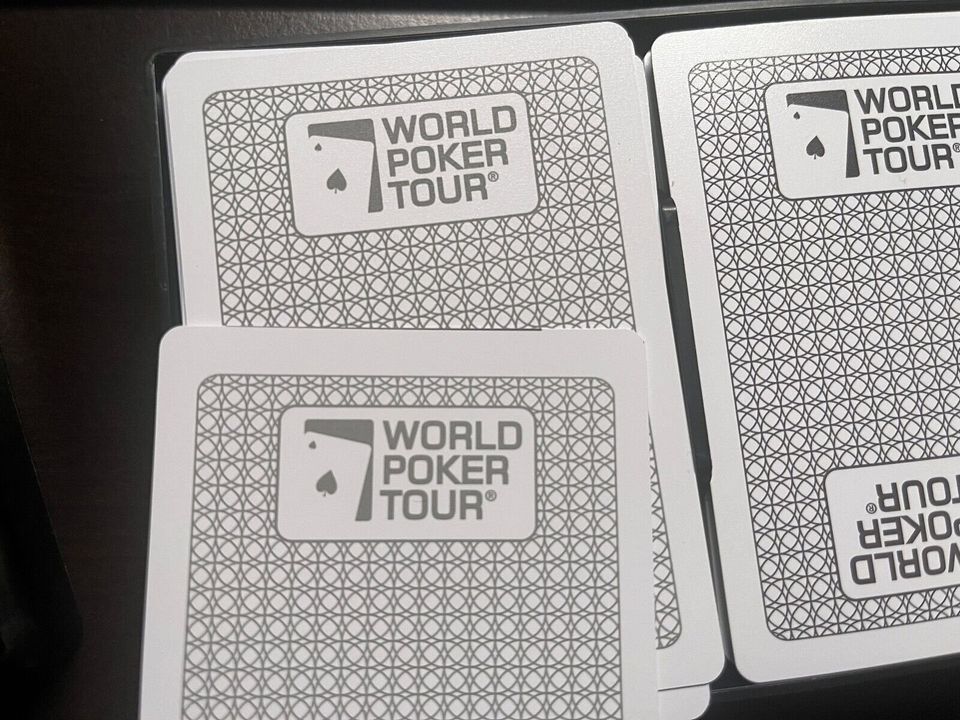 KEM World Poker Tour Spielkarten in Ratingen