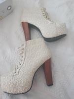 Schuhe mit hohen Absatz, Beige Niedersachsen - Beckdorf Vorschau