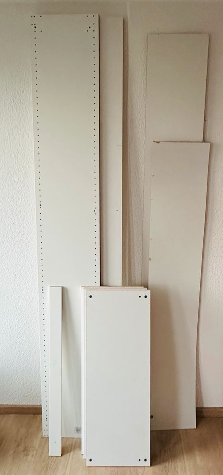 IKEA Pax Korpus + 1 Regalbrett - Weiß - 100x35x236 cm in Dautphetal