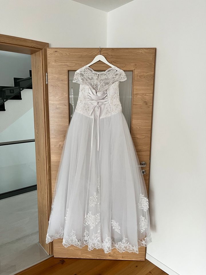 Hochzeitskleid Brautkleid Kleid Hochzeit Unterrock NP 1390€ ! in Buxheim