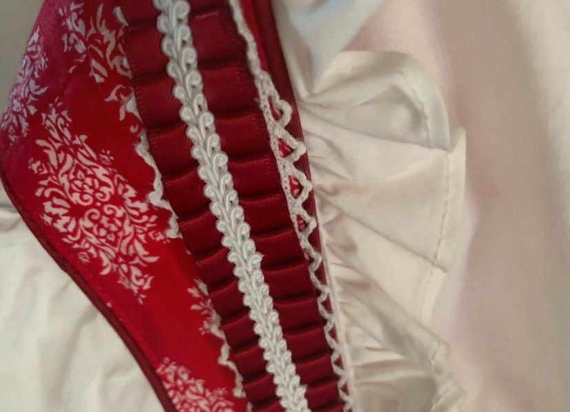 Dirndl Rot Weiß Bluse Schürze Größe 36 Kleid Oktoberfest Wiesn in Hemmingen