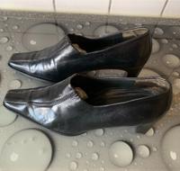 Hochfront-Pumps von Paul Green.  Leder.   Gr 39,5 Nordrhein-Westfalen - Ratingen Vorschau